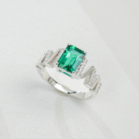 Cultivated Emerald Ring in 925 Sterling Silver(ZHF-R1071)13#15#17#