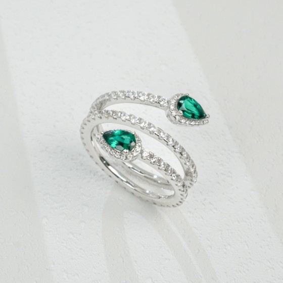 Cultivated Emerald Ring in 925 Sterling Silver(R0898)