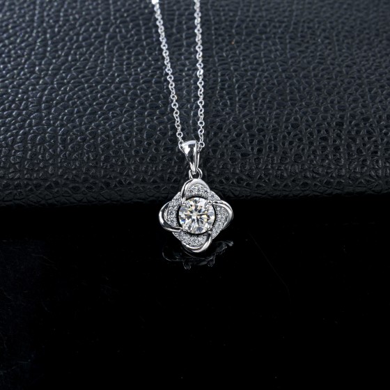 Moissanite Pendant (P5516)