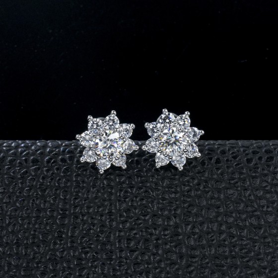 Moissanite Earrings (E1549)