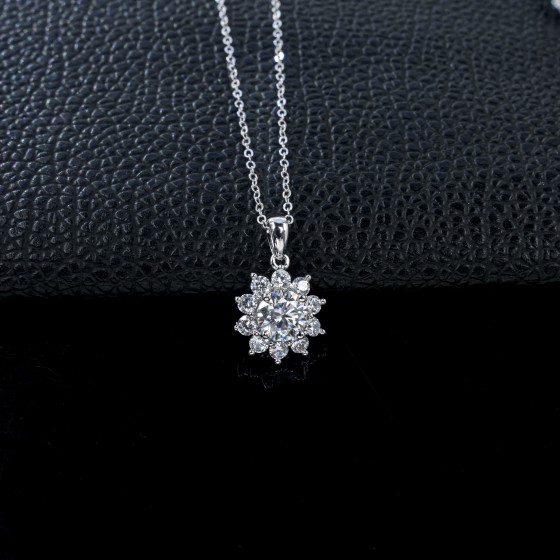 Moissanite Pendant (P1193)
