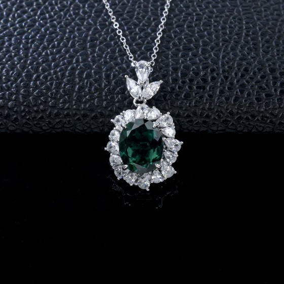 925 Sterling Silver Lab-Grown Emerald Necklace(P1337-1L)