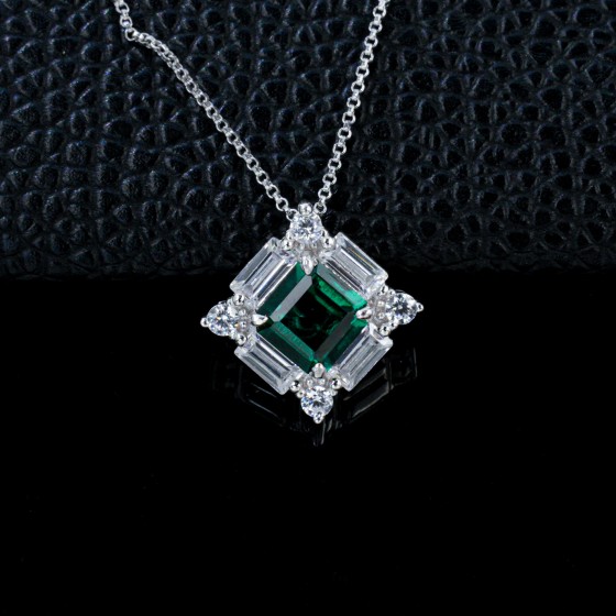 925 Sterling Silver Lab-Grown Emerald Necklace(ZHFP0591L)