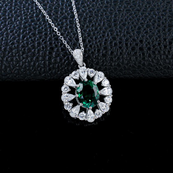 925 Sterling Silver Lab-Grown Emerald Necklace(P1066)